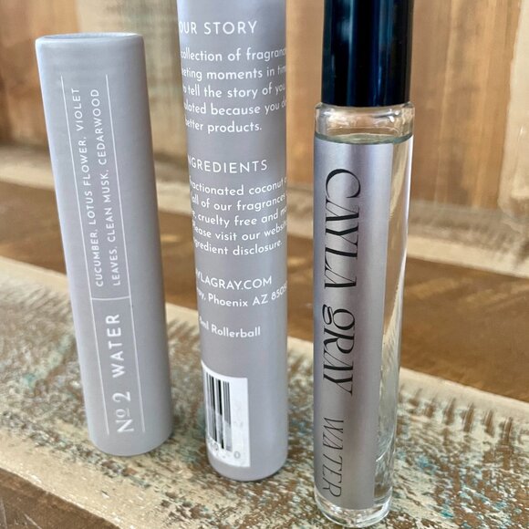 WATER THE PERFUME OIL BY CAYLA GRAY - Picture 3 of 3